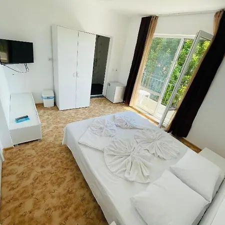 بيت للعطل Ivelin House *