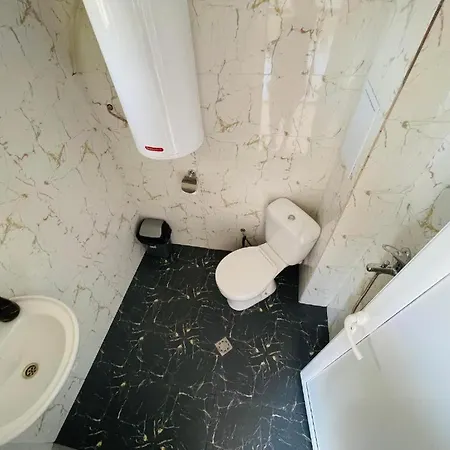 Ivelin House لوزينيتس