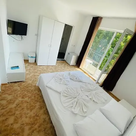 Ivelin House * لوزينيتس