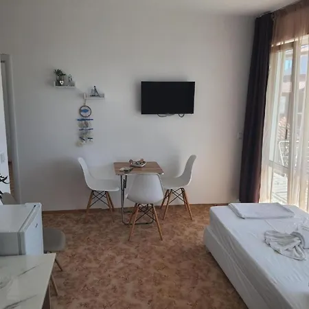 بيت للعطل Ivelin House *