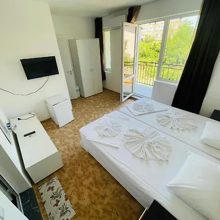 بيت للعطل Ivelin House لوزينيتس