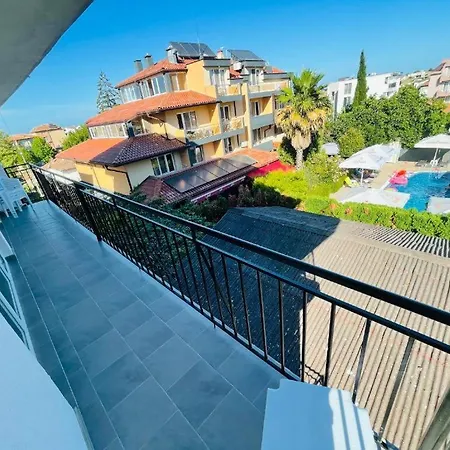 Ivelin House بيت للعطل لوزينيتس