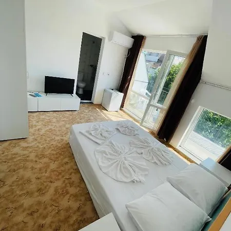 بيت للعطل Ivelin House لوزينيتس