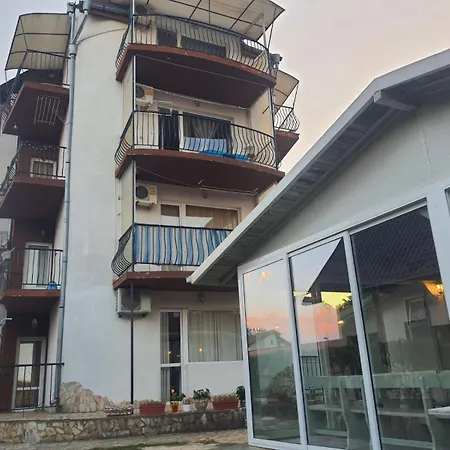 بيت للعطل Ivelin House لوزينيتس