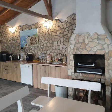 بيت للعطل Ivelin House لوزينيتس
